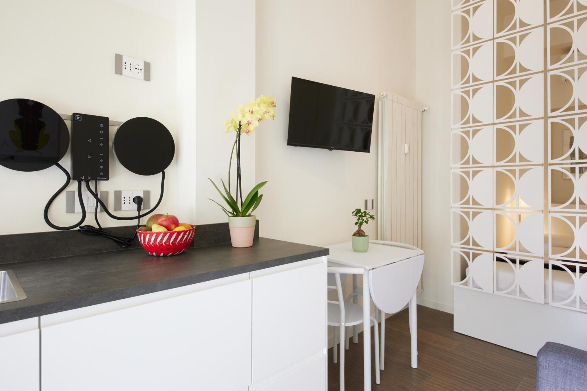 The Porthole - Rifugio Chic E Porta Venezia Apartment *